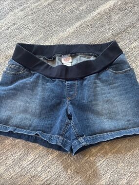 Maternity Denim Short—L